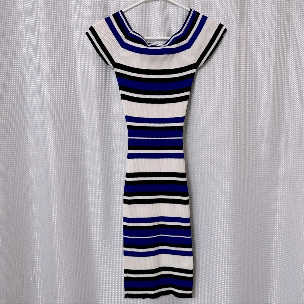 Charlotte Russe • Bodycon Cap Sleeve Sweater Dress • Size XS - Picture 6 of 6